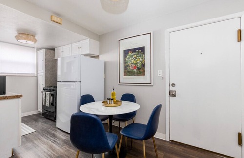 Maple Heights Apartamento | Maple Heights Gem Libby Unit 1