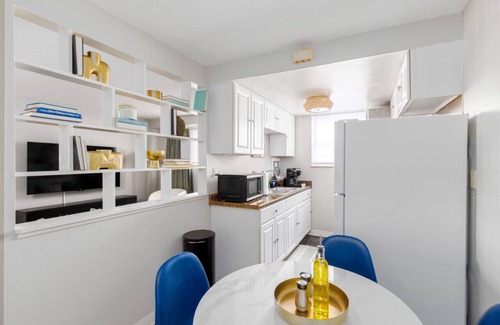 Maple Heights Apartamento | Maple Heights Gem Libby Unit 1