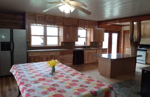 Tustin Cabina | Maple Lane Lake House