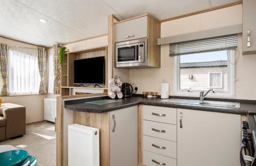 Begelly Cabina | Maple - Near Folly Farm Cosy Retreat