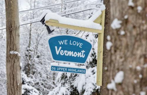 West Dover Chalet De Esquí | Maple Pine w Hot Tub Pool Table 3min to Mount Snow