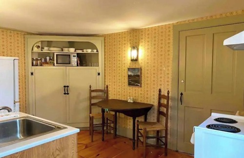 Northampton Apartamento | Maple Suite- Private Ground Floor Apartment in front of Smith College
