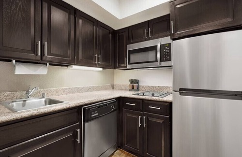 Downtown Toronto Hotel | Maple Suites Toronto Downtown