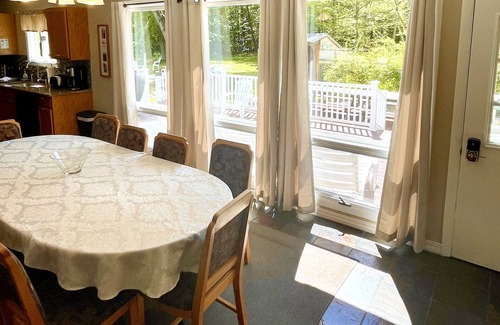 North Conway Casa | Maple View House, 3 chimeneas, sauna, sala de juegos, 4 salas de estar, 4 televisores, parrilla