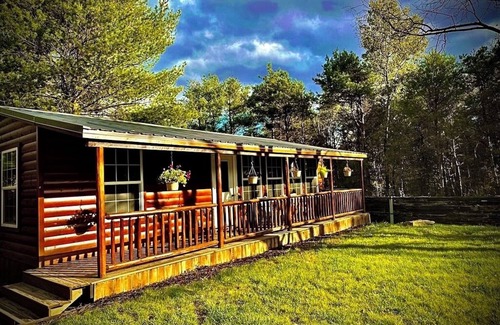 Marienville Cabina | Maple Villa: Pet-Friendly Cabin Near Cook Forest & Allegheny National Forest