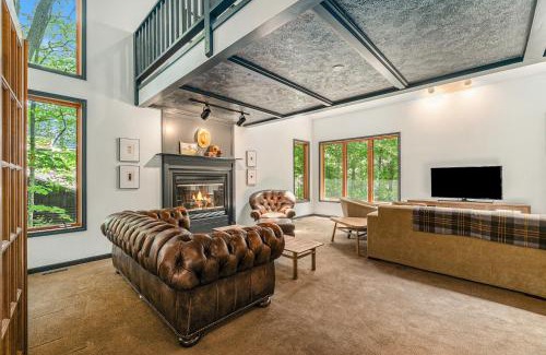 Thompsonville Casa | Maplewood