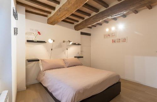 Ferro di Cavallo Apartamento | MaRì Modern Flat - con Posto Auto e vicino alla Metro - ItalyWeGo