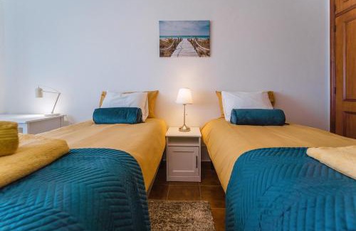 Praia de Santa Cruz Apartamento | Mar do Pisão - Apartamento 2 quartos e vista mar