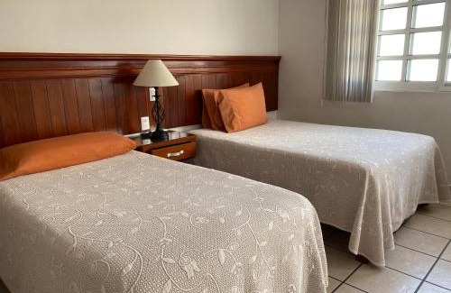 Zona Dorada Hotel | Mar Sol Bungalows & Hotel