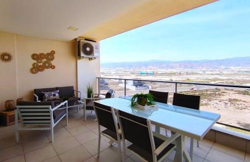 Roquetas de Mar Apartamento | Mar y Sal 8, 1º Línea de playa, 2 hab, terraza con vistas al mar y garaje
