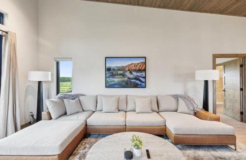 Hamilton Casa | Mara Luxury Cabins- Ponderosa