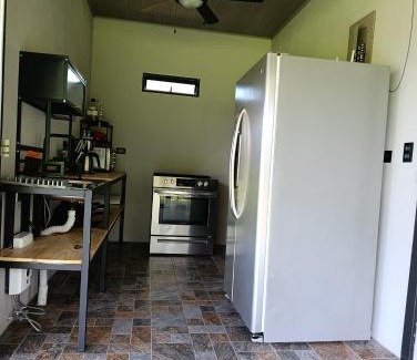 Parrita Casa | Maracuyá Garden Stanza 2