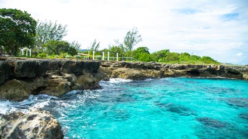 Discovery Bay Apartamento | Marantha Villa