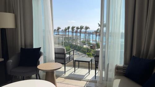 Sidi Abd El-Rahman Apartamento | Marassi, Luxury Suite in Address Beach resort! service apartment