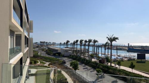 Sidi Abd El-Rahman Apartamento | Marassi, Luxury Suite in Address Beach resort! service apartment