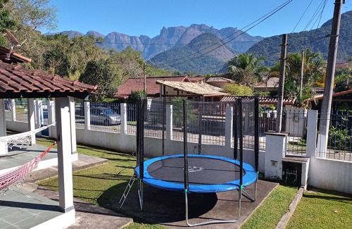 Guapimirim Casa | Maravilhosa Casa com Lazer Completo: Piscina, Rio, Salão de Jogos, Quadra e Mais