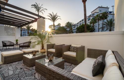 Puerto Banus Apartamento | MARBELLA BANUS SUITES - Daisy Playas del Duque Banús Beach Apartment