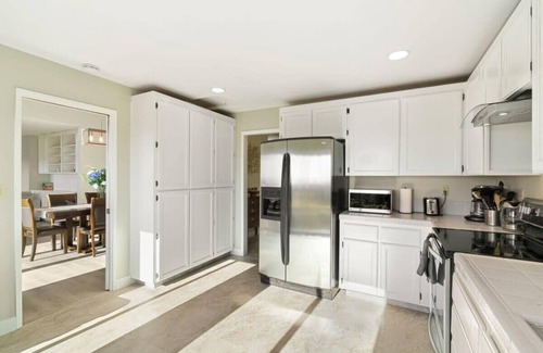 Weibel Casa | @ Marbella Lane - AMAZING Views Serene Retreat