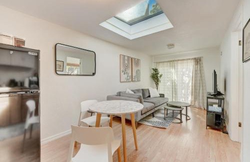 Downtown North Casa | # Marbella Lane -Cozy 1BR Studio in Palo Alto DWTN