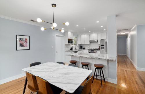 San Jose Casa | @ Marbella Lane - Immaculate & Cozy 3BR Home