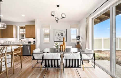Makaha Valley Casa | @ Marbella Lane - Mesmerizing Ocean + MT Views