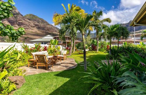 Makaha Valley Casa | #Marbella Lane - Pōmaika'i Ocean Love Paradise