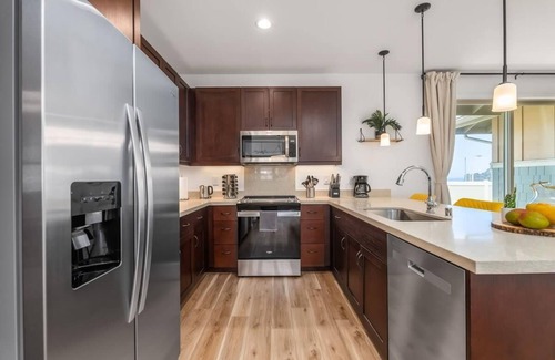 Makaha Valley Casa | @ Marbella Lane - Stylish House + Impressive Views