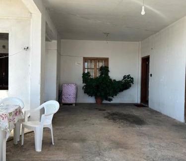 Dirfys-Messapia Apartamento | Marble and Wood Retreat!