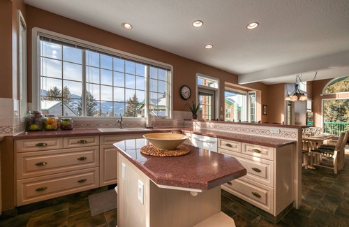 East Kootenay Casa | Marble Canyon 3 Bedroom Premium Townhome: Unit 102P1