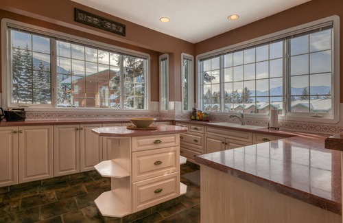 East Kootenay Casa | Marble Canyon 3 Bedroom Premium Townhome: Unit 102P1