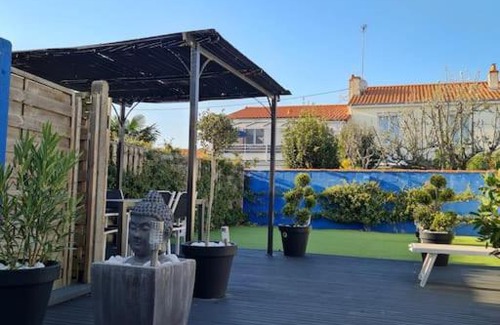 Les Sables d'Olonne Casa | Marché Arago (3min), plage (8min), jardin clos.