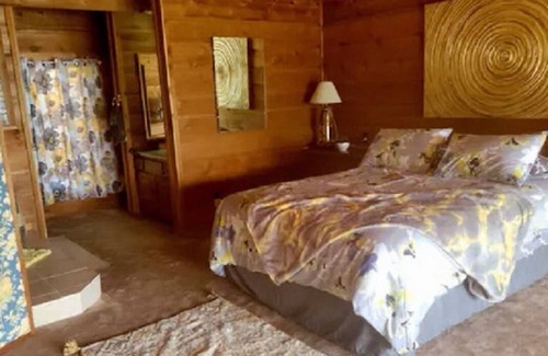 Denver Condominio | March/April Spring special: sleeps 4 with boat dock on TN River/KY Lake