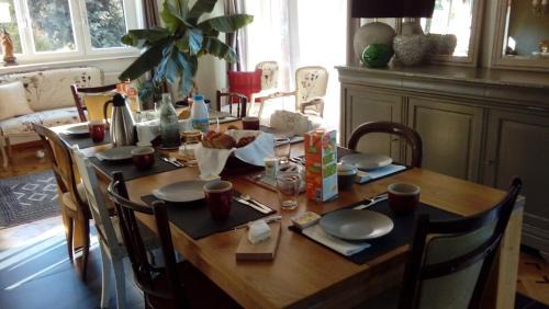 Kaysersberg-Vignoble Cama Y Desayuno | Marcia Donatti-A l'Ombre des Coteaux Rio de Janeiro