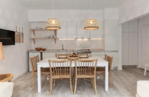 Consolacao Apartamento | Mare Cheia (High Tide) Beach and Surf Apartments