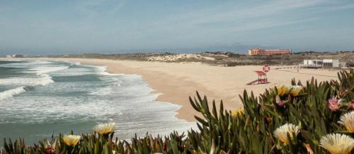 Consolacao Apartamento | Mare Cheia (High Tide) Beach and Surf Apartments
