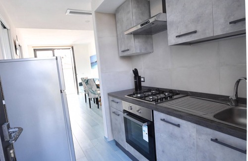 Torre Grande Apartamento | Mare Dentro - Modern Apartment with Terrace for Families Near the Beach