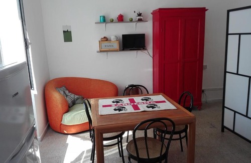 Marina di Pisa Apartamento | mare e arte