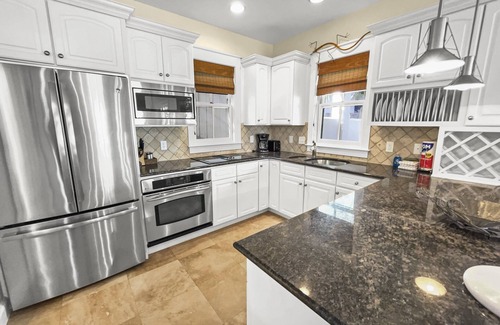 Rosemary Beach Casa | Mare E Sole 2 Bedroom Home by RedAwning