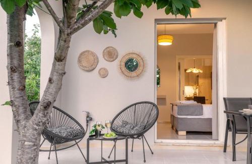 Mytikas Casa | Marelia Garden House