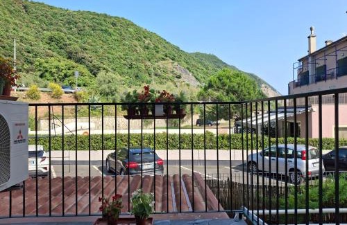 Riva Trigoso Apartamento | MaRenà - appartamento vista mare, a 30metri dalla spiaggia di Renà, Riva Trigoso - Sestri Levante