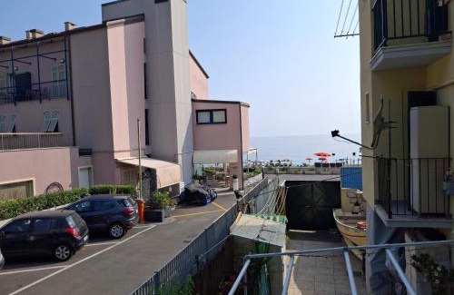 Riva Trigoso Apartamento | MaRenà - appartamento vista mare, a 30metri dalla spiaggia di Renà, Riva Trigoso - Sestri Levante