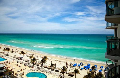Sunny Isles Beach Apartamento | Marenas Resort PRIVATE UNIT daily refresh not included