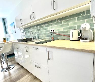 Felheviz Apartamento | Margaret Apartment next to the Lukács Spa with Panorama Danube
