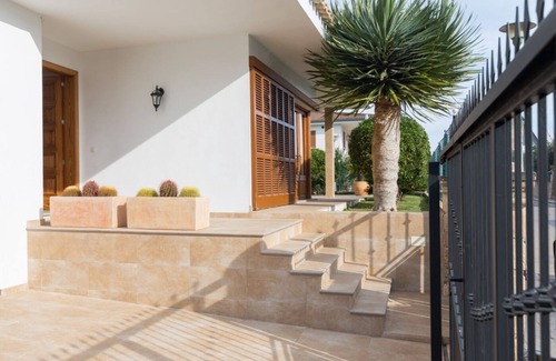 Muro Villa | Margarita - Bonito chalet con jardín en Platges de Muro