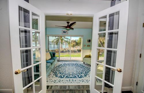 Jensen Beach Casa | Margarita-Ville on the water! Stunning Sunsets!