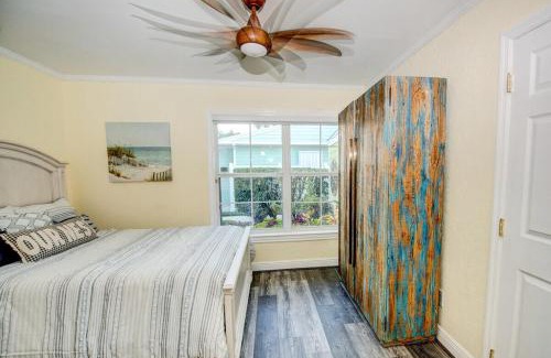 Jensen Beach Casa | Margarita-Ville on the water! Stunning Sunsets!