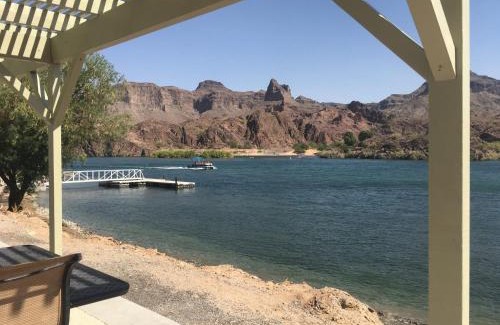 Parker Dam Casa | Margaritaville at River Lodge Right on the river WB4
