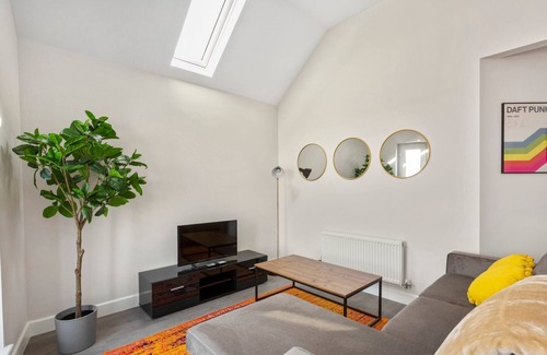 Margate Old Town Apartamento | Margate's Charm in Comfort- 2BR