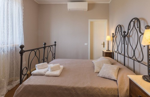 Mondavio Apartamento | Margherita apartment in Agriturismo Villa Beatrice, 15 minutes from the beach