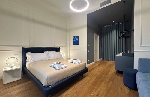 Bari City Centre Hotel | MARI Luxury Rooms and Suites